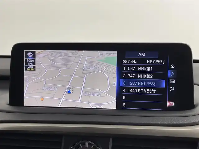 レクサス ＲＸ 300 Fスポーツ 道央・札幌 2020(令2)年 6.9万km ホワイトノーヴァガラスフレーク ・４WD/・純正メモリナビ/　CD／DVD／Bluetooth／フルセグ／ミラキャスト/・パノラミックビューモニター/・純正ビルトインETC2.0/・前後ドライブレコーダー【DRT-H68A】/・ワイヤレス充電器/・レクサスセーフティシステム/・プリクラッシュセーフティ/・レーダークルーズコントロール/・レーンデパーチャーアラート/・レーントレーシングアシスト/・アダプティブハイビームシステム/・ヘッドアップデイスプレイ/・nanoe/・AC100V電源/・USB入力端子/・自動防眩ミラー/・レザーシート/・前席シートヒーター＆シートエアコン/・前席パワーシート/・運転席シートメモリー/・三眼LEDヘッドライト/・純正フロアマット/・純正AW20インチ/・フォグライト/・プッシュスタート/・スマートキー/・スペアキー/・カードキー/・取扱説明書/・保証書