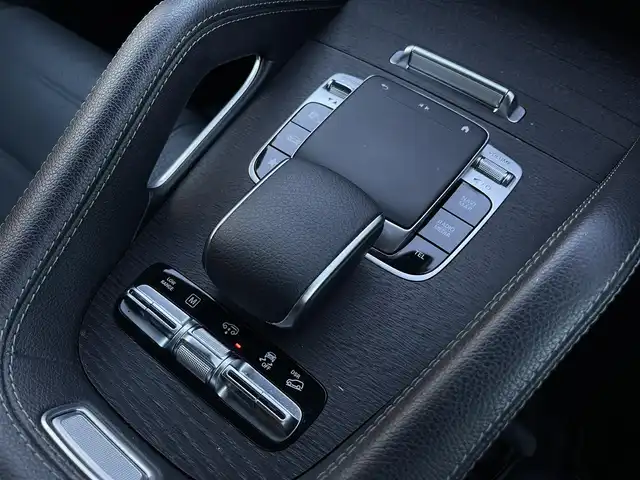 メルセデス・ベンツ Ｍ・ベンツ ＧＬＳ４００ｄ 4マチック AMGライン 山梨県 2022(令4)年 6.1万km ダイヤモンドホワイト １オーナー　/オフロードＥＰ　/ＳＲ　/Ｂｕｒｍｅｓｔｅｒ　/ＨＵＤ　/黒革　/全席シートＨ　/ベンチＬ　/リラクゼーション機能　/純正メモリナビ　/全周囲Ｃ　/フルセグ/カープレイ　/ＡＣＣ　/ＬＫＡ　/ＢＳＡ　/パイロットＡ