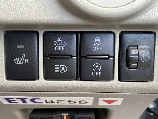 ダイハツ ムーヴ L SAⅢ 岩手県 2019(令1)年 3.6万km ブライトシルバーメタリック 4WD メモリーナビ フルセグ Bluetooth シートヒーター コーナーセンサー 衝突回避支援ブレーキ機能（対車両・対歩行者） 前後誤発進抑制制御機能 オートハイビーム 車線はみ出し警報機能 先行車発進お知らせ機能 ETC