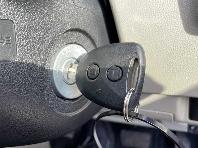 ダイハツ ムーヴ L SAⅢ 岩手県 2019(令1)年 3.6万km ブライトシルバーメタリック 4WD メモリーナビ フルセグ Bluetooth シートヒーター コーナーセンサー 衝突回避支援ブレーキ機能（対車両・対歩行者） 前後誤発進抑制制御機能 オートハイビーム 車線はみ出し警報機能 先行車発進お知らせ機能 ETC