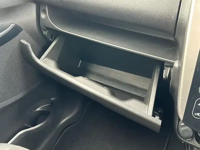 日産 デイズ ハイウェイスターX 栃木県 2018(平30)年 4万km スパークリングレッドM エマージェンシーブレーキ/車線逸脱警報/オートハイビーム/純正SDナビ/・フルセグTV/・CD/DVD/BT/・USB/AUX/SD/・AM.FM/アラウンドビューモニター/ETC/ドライブレコーダー/革巻きステアリング/ステアリングスイッチ/アイドリングストップ/HIDヘッドライト/フォグランプ/オートライト/スマートキー/プッシュスタート/純正14インチAW/フロアマット/横滑り防止システム/電動格納ウィンカーミラー