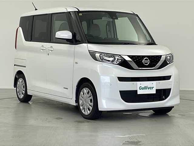 日産 ルークス S 岐阜県 2023(令5)年 4.3万km ホワイトパール 禁煙車/エマージェンシーブレーキ/社外ディスプレイオーディオ/（AVN-LBS01/Bluetooth/FMAM）/社外バックカメラ/社外ETC/純正フロアマット/両側スライドドア/クリアランスソナー/電動格納ミラー/WSRSエアバック/ABS/リモコンキー/サイドSRS/サイドカーテンSRSエアバック/リアプライバシーガラス