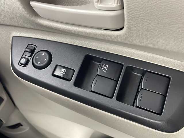日産 ルークス S 岐阜県 2023(令5)年 4.3万km ホワイトパール 禁煙車/エマージェンシーブレーキ/社外ディスプレイオーディオ/（AVN-LBS01/Bluetooth/FMAM）/社外バックカメラ/社外ETC/純正フロアマット/両側スライドドア/クリアランスソナー/電動格納ミラー/WSRSエアバック/ABS/リモコンキー/サイドSRS/サイドカーテンSRSエアバック/リアプライバシーガラス