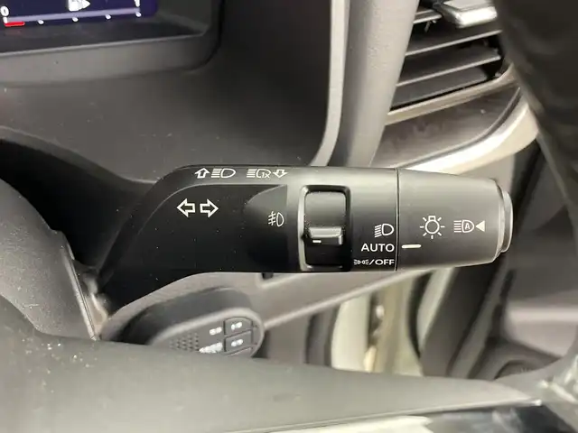 日産 エクストレイル G e－4ORCE 鹿児島県 2022(令4)年 2.7万km ブリリアントホワイトパール/スーパーブラック 2トーン 純正ディスプレイオーディオ/（AM/FM/フルセグ/Applecarpay/AndroidAuto/BT)/D/N席パワーシート/D/N席シートヒーター/ステアリングヒーター/BSM/パワーバックドア/プロパイロット/インテリジェンスミラー/前後ドラレコ/ETC/ヘッドアップディスプレイ/パーキングアシスト/レザーシート/電動パーキング/オートブレーキホールド/プッシュスタート/スマートキー/シートメモリ/オートライト/オートハイビーム/前後ソナー