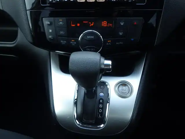 日産 セレナ 20X Sハイブリッド 千葉県 2014(平26)年 6万km ブリリアントシルバー 左パワースライドドア/右イージークローザードア/純正HDDナビ/ワンセグTV/【DVD/CD再生機能】/バックカメラ/ドライブレコーダー（AN-R073）/クルーズコントロール/アイドリングストップ/ETC/フォグライト/ウインカーミラー/インテリジェントキー