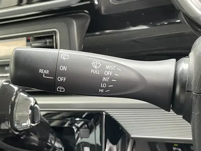 スズキ スペーシア カスタム HYBRID XS ターボ 滋賀県 2018(平30)年 2.8万km スチールシルバーM 禁煙車/純正ナビ/（CD/DVD/BT/フルセグ）/両側電動スライドドア/全方位カメラ/シートヒーター/衝突被害軽減ブレーキ/クルーズコントロール/横滑り防止装置/アイドリングストップ/コーナーセンサー/パドルシフト/LEDヘッドライト/HUD/ステアリングスイッチ/革巻きステアリング/レーンキープアシスト/オートライト