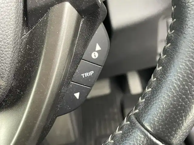 ホンダ フリード ハイブリット EX 埼玉県 2019(平31)年 5.2万km フォレストグリーンパール 純正ナビ（BT/AM/FM）/フルセグTV/バックカメラ/レーダークルーズコントロール/横滑り防止装置/レーンキープアシスト/盗難防止装置/前後コーナーセンサー/LEDヘッドライト/衝突軽減システム/両側パワースライドドア/フリップダウンモニター/純正フロアマット/ETC/前後ドライブレコーダー/スマートキー