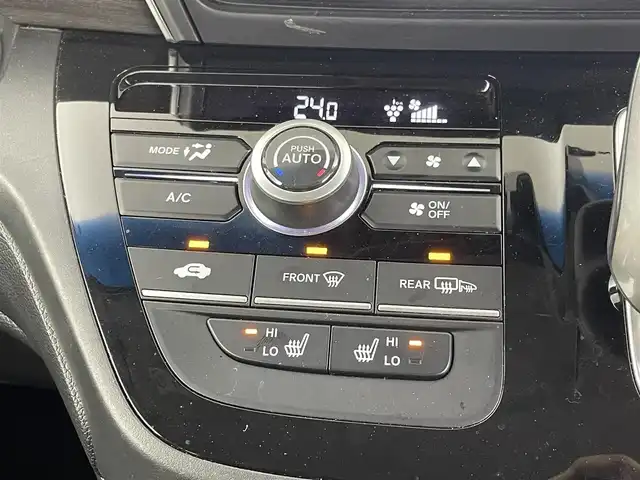 ホンダ フリード ハイブリット EX 埼玉県 2019(平31)年 5.2万km フォレストグリーンパール 純正ナビ（BT/AM/FM）/フルセグTV/バックカメラ/レーダークルーズコントロール/横滑り防止装置/レーンキープアシスト/盗難防止装置/前後コーナーセンサー/LEDヘッドライト/衝突軽減システム/両側パワースライドドア/フリップダウンモニター/純正フロアマット/ETC/前後ドライブレコーダー/スマートキー