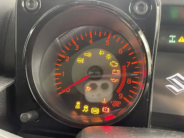 スズキ ジムニー XC 茨城県 2019(令1)年 8.6万km ブルーイッシュブラックパール3 社外ナビ/フルセグ/衝突被害軽減ブレーキ/車線逸脱抑制装置/クルーズコントロール/オートマチックハイビーム/マッドフラップ/ETC/ドラレコ/シートヒーター/純正16インチAW/LEDヘッドライト/スマートキー