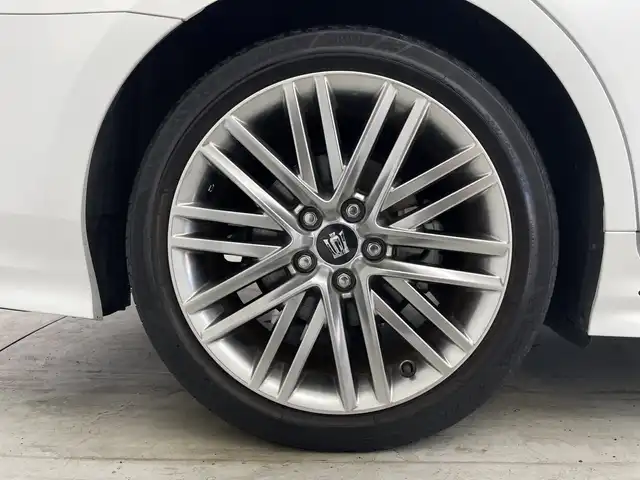 トヨタ クラウン ハイブリッド RS 愛知県 2021(令3)年 5.3万km プレシャスホワイトパール 純正12.3型ナビ/・Bluetooth/・CD/DVD/・フルセグテレビ/・SD音楽録音/バックカメラ/ブラインドスポットモニター/シートヒーター/パワーシート/オートホールド/ハーフレザーシート/パワーバックドア/衝突軽減ブレーキ/レーンキープアシスト/ビルトインＥＴＣ２．０