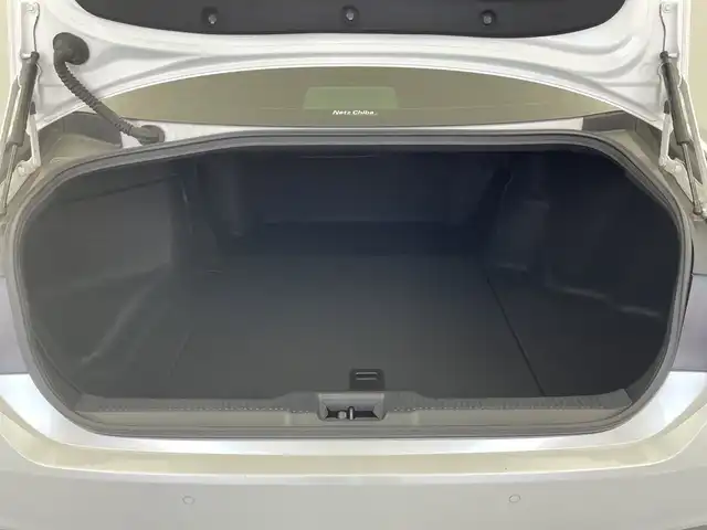 トヨタ クラウン ハイブリッド RS 愛知県 2021(令3)年 5.3万km プレシャスホワイトパール 純正12.3型ナビ/・Bluetooth/・CD/DVD/・フルセグテレビ/・SD音楽録音/バックカメラ/ブラインドスポットモニター/シートヒーター/パワーシート/オートホールド/ハーフレザーシート/パワーバックドア/衝突軽減ブレーキ/レーンキープアシスト/ビルトインＥＴＣ２．０