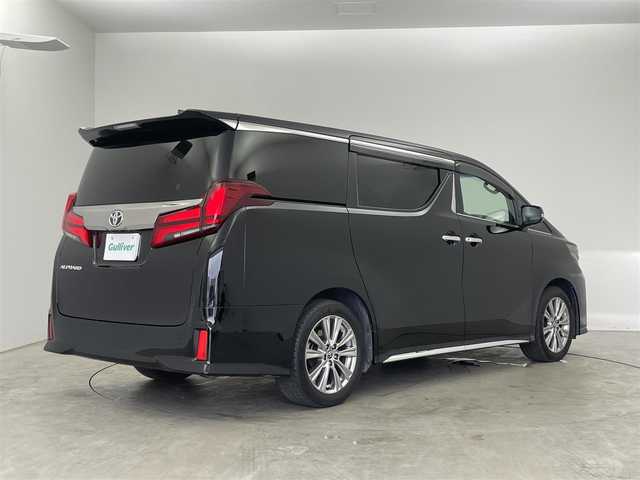 トヨタ アルファード S タイプゴールドⅡ 埼玉県 2021(令3)年 5.3万km ブラック 純正９インチディスプレイオーディオ　純正フリップダウンモニター　ＥＴＣ　三眼ＬＥＤライト　セーフティセンス　レーダークルーズコントロール　ＤＶＤ再生　ドライブレコーダー　両側パワースライドドア