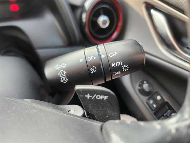 マツダ ＣＸ－３ XD ツーリング 群馬県 2015(平27)年 6.8万km ジェットブラックマイカ 〇純正ナビ/〇フルセグTV/〇バックカメラ/〇前進時スマートブレーキサポート/〇AT誤発進抑制制御/〇クルーズコントロール/〇ブラインドスポットモニタリング/〇LEDヘッドランプ/〇オートライト/〇ドライブレコーダー/〇純正18インチアルミ/〇アクティブドライビングディスプレイ/〇革巻きステアリング/〇パドルシフト/〇ステアリングスイッチ/〇レッドライン入ブラック合皮/クロスコンビシート/〇アドバンスドキーレエントリースシステム/〇禁煙車