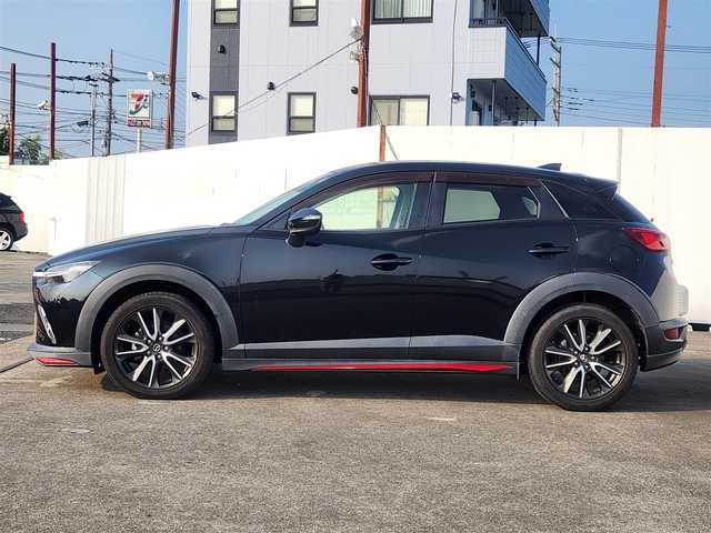 マツダ ＣＸ－３ XD ツーリング 群馬県 2015(平27)年 6.8万km ジェットブラックマイカ 〇純正ナビ/〇フルセグTV/〇バックカメラ/〇前進時スマートブレーキサポート/〇AT誤発進抑制制御/〇クルーズコントロール/〇ブラインドスポットモニタリング/〇LEDヘッドランプ/〇オートライト/〇ドライブレコーダー/〇純正18インチアルミ/〇アクティブドライビングディスプレイ/〇革巻きステアリング/〇パドルシフト/〇ステアリングスイッチ/〇レッドライン入ブラック合皮/クロスコンビシート/〇アドバンスドキーレエントリースシステム/〇禁煙車