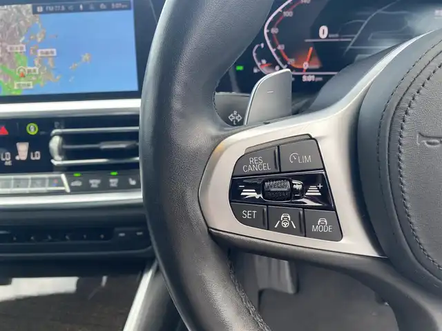 ＢＭＷ ３２０ｉ Mスポーツ 福岡県 2019(令1)年 4.9万km 白 ・サンルーフ/・アクティブクルーズコントロール/・純正HDDナビ/USB/Bluetooth/AUX/CD/・バックカメラ/・黒革シート/シートヒーター/・社外前後ドライブレコーダー/・フルセグ/・ETC/・純正19AW/・プッシュスタート/・パーキングアシスト/・アイドリングストップ/・スマートキー/・スペアキー/・電動リアゲート/・レーンキープアシスト/・オートライト/・LEDライト/・パドルシフト/・ワイヤレス充電/・保証書/・取扱説明書/・記録簿