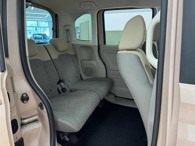 ホンダ Ｎ ＢＯＸ G ホンダセンシング 群馬県 2020(令2)年 2万km ピーチブロッサムパール ホンダセンシング/・衝突軽減ブレーキ/・誤発進抑制機能/・後方誤発進抑制機能/・歩行者事故低減ステアリング/・路外逸脱抑制機能/・標識認識機能/・レーダークルーズコントロール/・レーンキープアシスト/・オートハイビーム/社外メモリナビ/　　ワンセグ/BT/AM・FM/SD/USB/ビルトインETC/バックカメラ/LEDヘッドライト/オートライト/プッシュスタート/スマートキー/ステアリングスイッチ/両側スライドドア/横滑り防止機能