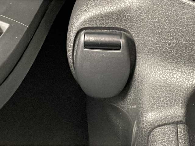 日産 ノート e－パワー X 沖縄県 2019(令1)年 4.8万km ダークメタルグレー 社外メモリナビ(AVIC-RW302)/ＣＤ/ＤＶＤ/ＡＵＸ/ＴＶ/ＵＳＢ/バックカメラ/ＥＴＣ/プッシュスタート/スマートキー/フロアマット/コーナーセンサー/衝突被害軽減ブレーキ/オートライト/純正15インチアルミホイール