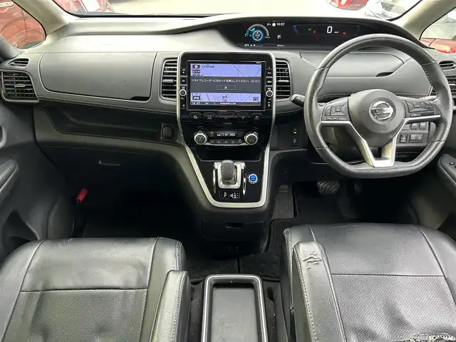 日産 セレナ e－パワー ハイウェイスター V 群馬県 2019(令1)年 5.9万km ダイヤモンドブラック 寒冷地仕様/純正9型ナビ/CD・DVD・BD・USB/BT・SD・フルセグTV/両側パワースライドドア/アラウンドビューモニター/純正ドライブレコーダー/ビルトインETC/前席シートヒーター/ステアリングヒーター/クルーズコントロール/横滑り防止装置/衝突軽減ブレーキ/アイドリングストップ/LEDヘッドライト/純正アルミホイール