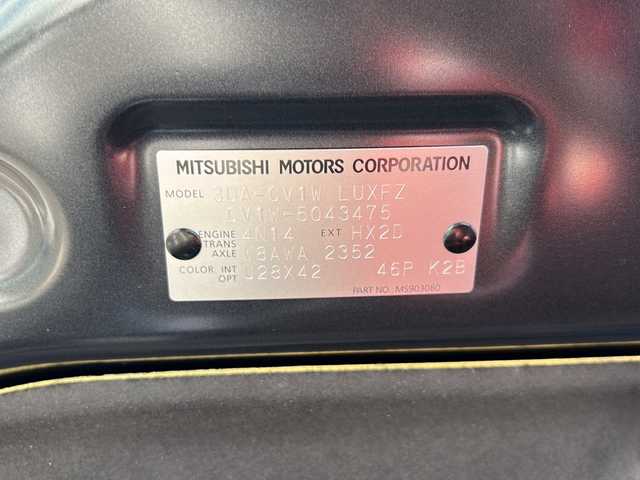 三菱 デリカＤ：５ ブラックエディション 岐阜県 2025(令7)年 0.1千km グレーⅡ 登録時走行距離10km/純正10インチナビ/フリップダウンモニター＾/フルセグTV/４WD/禁煙車/パドルシフト/レザーシート/クルーズコントロール/両側パワースライドドア/ワンオーナー/レーンキープアシスト/レザーシート/パワーシート/ステアリングヒーター/プッシュスタート/スマートキー/スペアキー/電動リアゲート/純正アルミホイール/プリクラッシュ/アイドリングストップ