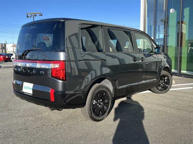 三菱 デリカＤ：５ ブラックエディション 岐阜県 2025(令7)年 0.1千km グレーⅡ 登録時走行距離10km/純正10インチナビ/フリップダウンモニター＾/フルセグTV/４WD/禁煙車/パドルシフト/レザーシート/クルーズコントロール/両側パワースライドドア/ワンオーナー/レーンキープアシスト/レザーシート/パワーシート/ステアリングヒーター/プッシュスタート/スマートキー/スペアキー/電動リアゲート/純正アルミホイール/プリクラッシュ/アイドリングストップ