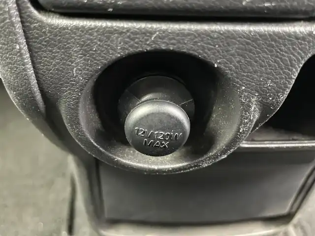 三菱 デリカＤ：５ G－Power package 富山県 2015(平27)年 5万km ウォームホワイトP/クールシルバー 純正ナビ（AM/FM/DVD/BT/フルセグ）/バックカメラ/ETC/両側パワースライドドア/クルーズコントロール/横滑り防止装置/社外フロアマット/純正アルミホイール/オートキセノンライト/フォグライト/革巻きステアリング/ステアリングスイッチ/パドルシフト/スマートキー/スペアキー