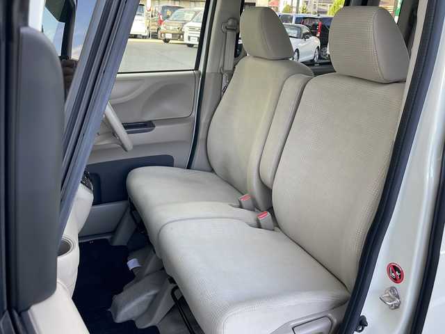 ホンダ Ｎ ＢＯＸ G Lパッケージ 栃木県 2015(平27)年 4.3万km プレミアムホワイトパールⅡ 純正ナビ/CD/SD/ラジオ/バックカメラ/片側パワースライドドア/ロールサンシェイド（リアドア）/ドアミラーウインカー/VSA（ABS＋TCS＋横すべり抑制）/ヒルスタートアシスト機能/アイドリングストップシステム/ECONスイッチ/Hondaスマートキーシステム/ウォッシャー付間欠リアワイパー（リバース連動）