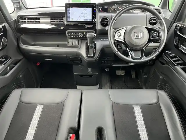 ホンダ Ｎ ＢＯＸ カスタム L ターボ 奈良県 2021(令3)年 1.3万km プラチナホワイトパール 純正ナビ（VXU-217NBi)/（フルセグ／ＢＴ／ＣＤ／ＤＶＤ）/レーダークルーズコントロール/バックカメラ/前後コーナーセンサー/衝突軽減システム/レーンキープアシスト/両側パワースライドドア/ハーフレザーシート/前席シートヒーター/後席サンシェード/前後ドライブレコーダー/ETC/純正15インチAW/保証書/取り扱い説明書/スペアキーX1