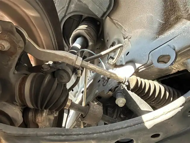 トヨタ ルーミー カスタムG－T 滋賀県 2017(平29)年 6.6万km ブラックマイカメタリック 両側パワースライドドア/社外7インチナビ【CN-RX04WD】/(AM/FM/CD/DVD/Blu-ray/フルセグ/Bluetooth)/バックカメラ/ETC/トヨタセーフティセンス/・踏み間違い防止アシスト/・ブレーキアシスト/・プリクラッシュブレーキアシスト/・ヒルスタート（坂道発進）アシスト/・後側方衝突防止支援システム/・TCS（トラクションコントロールシステム）/・VDC（ビークルダイナミクスコントロール）/・レーンキープアシスト/・ASCD（オートスピードコントロール装置）/・ABS（アンチロックブレーキシステム）/・バックビューモニター/電動格納ミラー/ステアリングスイッチ/オートライト/LEDヘッドライト/フロントフォグ/フルオートエアコン/プッシュスタート/スマートキー/純正フロアマット