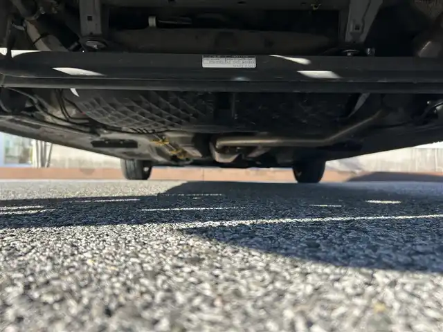 トヨタ ルーミー カスタムG－T 滋賀県 2017(平29)年 6.6万km ブラックマイカメタリック 両側パワースライドドア/社外7インチナビ【CN-RX04WD】/(AM/FM/CD/DVD/Blu-ray/フルセグ/Bluetooth)/バックカメラ/ETC/トヨタセーフティセンス/・踏み間違い防止アシスト/・ブレーキアシスト/・プリクラッシュブレーキアシスト/・ヒルスタート（坂道発進）アシスト/・後側方衝突防止支援システム/・TCS（トラクションコントロールシステム）/・VDC（ビークルダイナミクスコントロール）/・レーンキープアシスト/・ASCD（オートスピードコントロール装置）/・ABS（アンチロックブレーキシステム）/・バックビューモニター/電動格納ミラー/ステアリングスイッチ/オートライト/LEDヘッドライト/フロントフォグ/フルオートエアコン/プッシュスタート/スマートキー/純正フロアマット