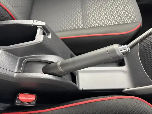 トヨタ ライズ G 愛知県 2024(令6)年 1.6万km ブラックマイカメタリック 純正Dオーディオ/バックカメラ/プリクラッシュセーフティシステム/純正15インチアルミホイール/LEDヘッドライト/フルセグTV/スマートキー/プッシュスタート/電動格納ミラー/ETC/Bluetooth/MTモード付