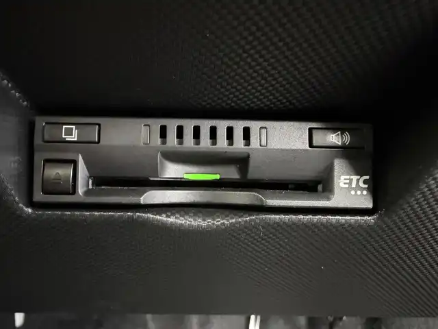 トヨタ ライズ G 愛知県 2024(令6)年 1.6万km ブラックマイカメタリック 純正Dオーディオ/バックカメラ/プリクラッシュセーフティシステム/純正15インチアルミホイール/LEDヘッドライト/フルセグTV/スマートキー/プッシュスタート/電動格納ミラー/ETC/Bluetooth/MTモード付