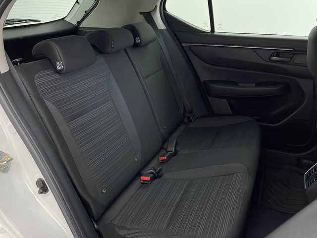 ホンダ ＷＲ－Ｖ X 兵庫県 2025(令7)年 0.1万km プラチナホワイトパール ・純正9インチナビ/・バックカメラ/・ビルトインETC/・Apple Car play/・Android Auto/・USB・ipod・BT/・フルセグTV/・デジタルインナーミラー（ドラレコ付き）/・パドルシフト/・衝突軽減ブレーキ（CMBS）/・先行車発進お知らせ機能/・歩行者事故低減ステアリング/・路外逸脱抑制機能/・標識認識機能/・アダプティブクルーズコントロール（ACC）/・車線維持支援システム（LKAS）/・誤発進抑制機能/・後方誤発進抑制機能/・近距離衝突軽減ブレーキ/・急アクセル抑制機能/・パーキングセンサーシステム/・オートハイビーム/・Honda SENSING/・レーダークルーズコントロール/・スマートキー/・電動格納ミラー/・社外アルミホイール/・LEDライト/・オートマチックハイビーム/・オートライト/・カーテンエアバック/・純正フロアマット