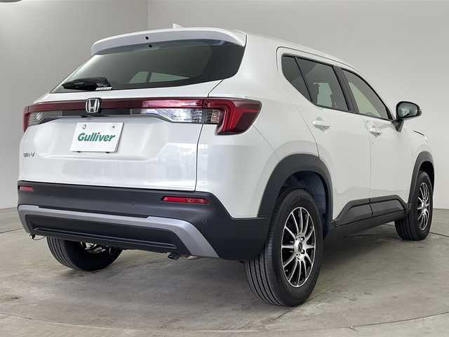 ホンダ ＷＲ－Ｖ X 兵庫県 2025(令7)年 0.1万km プラチナホワイトパール ・純正9インチナビ/・バックカメラ/・ビルトインETC/・Apple Car play/・Android Auto/・USB・ipod・BT/・フルセグTV/・デジタルインナーミラー（ドラレコ付き）/・パドルシフト/・衝突軽減ブレーキ（CMBS）/・先行車発進お知らせ機能/・歩行者事故低減ステアリング/・路外逸脱抑制機能/・標識認識機能/・アダプティブクルーズコントロール（ACC）/・車線維持支援システム（LKAS）/・誤発進抑制機能/・後方誤発進抑制機能/・近距離衝突軽減ブレーキ/・急アクセル抑制機能/・パーキングセンサーシステム/・オートハイビーム/・Honda SENSING/・レーダークルーズコントロール/・スマートキー/・電動格納ミラー/・社外アルミホイール/・LEDライト/・オートマチックハイビーム/・オートライト/・カーテンエアバック/・純正フロアマット