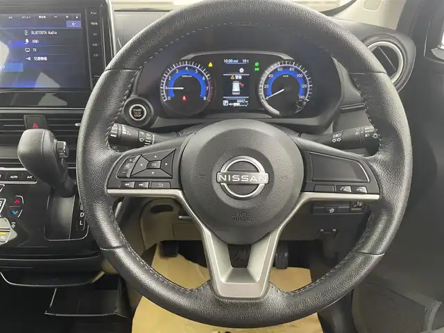 日産 デイズ ハイウェイスターX 熊本県 2024(令6)年 0.6万km ブラック 純正ナビ/・フルセグTV/BT/HDMI/FM/AM/・アラウンドビューモニター/エマージェンシーブレーキ/車線逸脱警報/コーナーセンサー/ステアリングリモコン/アイドリングストップ/LEDヘッドライト/オートライト/ヘッドライトレベライザー/スペアキー