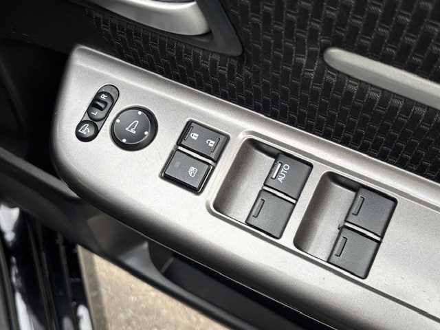 ホンダ ステップワゴン スパーダ ホンダセンシング 宮城県 2019(令1)年 6.5万km プレミアムスパークルブラックパール 登録時走行距離64297km/純正SDナビ/TV・AM・FM・CD・Bluetooth・USB/バックカメラ/わくわくゲート/ホンダセンシング/両側パワースライドドア/ビルトインETC/衝突軽減システム/デュアルエアコン/追従有クルコン/ドライブレコーダー/電動格納ミラー/純正フロアマット/オートライト/ドアバイザー/補助ミラー