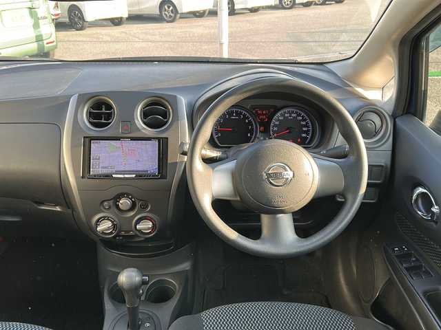 日産 ノート X 兵庫県 2014(平26)年 9.6万km シャイニングブルー ワンオーナー/ETC/スマートキー×2/プッシュスタート/ドラレコ前/社外メモリナビ/（フルセグTV/AM/FM/DVD/HDMMI/Bluetooth）/アイドリングストップ/純正ドアバイザー/純正フロアマット