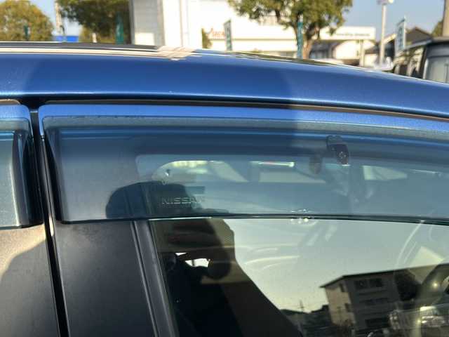 日産 ノート X 兵庫県 2014(平26)年 9.6万km シャイニングブルー ワンオーナー/ETC/スマートキー×2/プッシュスタート/ドラレコ前/社外メモリナビ/（フルセグTV/AM/FM/DVD/HDMMI/Bluetooth）/アイドリングストップ/純正ドアバイザー/純正フロアマット