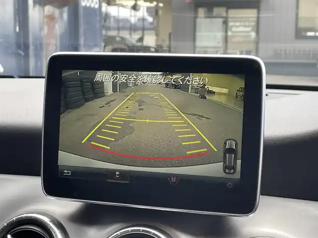 メルセデス・ベンツ ＣＬＡ２５０ 4MATIC 滋賀県 2016(平28)年 8.9万km カルサイトホワイト 純正HDDナビ/・Bluetooth/・CD、DVD/・ミュージック録音再生/AMGライン/・AMGスタイリングパッケージ（エアロ）/・シルバーダイヤモンドフロントグリル/・前席パワーシート/・18インチAMGアルミホイール/・フロントブレーキキャリパー＆ディスク/・前席ランバーサポート/・AMGスポーツステアリング/バックカメラ/ETC/ハーフレザーシート/前席シートヒーター/キセノンヘッドライト/前後コーナーセンサー/クルーズコントロール/ブラインドスポットアシスト/レーンキープアシスト/衝突防止アシストプラス/ESP/アテンションアシスト