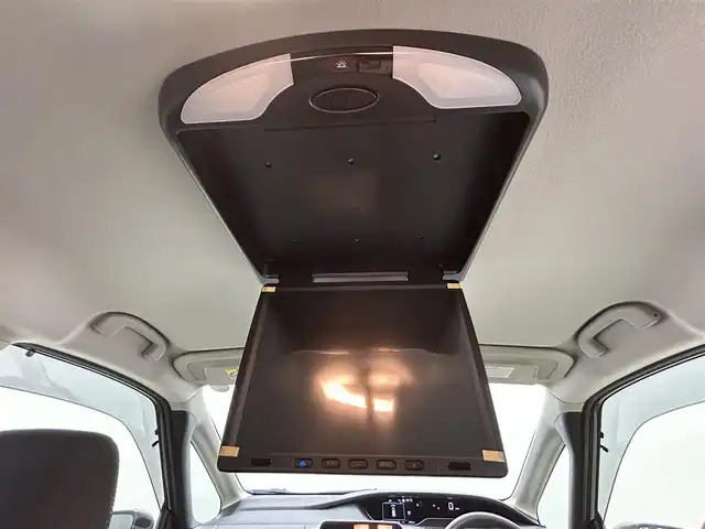 日産 セレナ e－パワー ハイウェイスター V 岡山県 2021(令3)年 2.4万km アズライトブルー 純正10インチナビ/（CD/DVD/TV/BT)/アラウンドビューカメラ/社外後席モニター/両側パワースライドドア/プロパイロット/LEDヘッドライト/オートライト/ETC/USB/デジタルインナーミラー/純正フロアマット/純正ドアバイザー/純正16インチアルミ/スペアキー