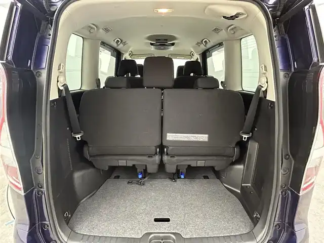 日産 セレナ e－パワー ハイウェイスター V 岡山県 2021(令3)年 2.4万km アズライトブルー 純正10インチナビ/（CD/DVD/TV/BT)/アラウンドビューカメラ/社外後席モニター/両側パワースライドドア/プロパイロット/LEDヘッドライト/オートライト/ETC/USB/デジタルインナーミラー/純正フロアマット/純正ドアバイザー/純正16インチアルミ/スペアキー