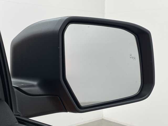 三菱 トライトン GSR 群馬県 2025(令7)年 0.4万km オレンジ 純正ベッドライナー　純正9型ナビ　全周囲カメラ　BSM　ETC　ドラレコ　レザーシート　シートヒーター　衝突被害軽減ブレーキ　レーンアシスト　オートマチックハイビーム　LEDヘッドライト　禁煙