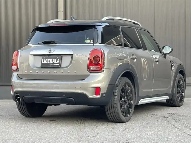 ＭＩＮＩ ミニ クロスオーバー クーパー D 香川県 2018(平30)年 5.1万km メルティングシルバーM 純正ナビ/Bluetooth/バックカメラ/ACC/衝突軽減/シートカバー/アンビエントライト/フォグランプ/オートライト/ETC/コーナーセンサー