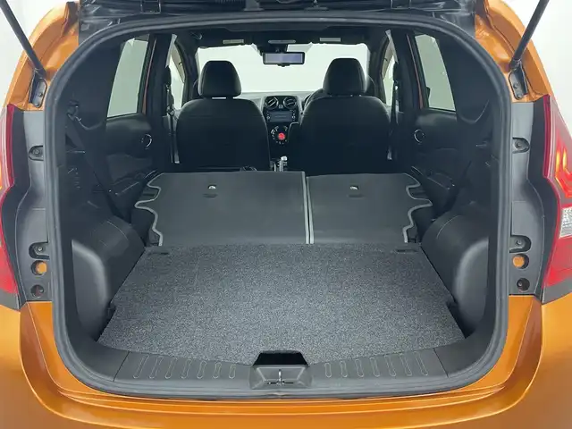 日産 ノート e－パワー メダリスト Bアロー 埼玉県 2018(平30)年 5.5万km プレミアムコロナオレンジ/スーパーブラック 2トーン 純正ナビ　アラウンドビューモニター　ＥＴＣ　ドライブレコーダー　エマージェンシーブレーキ　レーダークルーズコントロール　インテリジェントルームミラー　純正アルミホイール　オートライト　ＬＥＤライト