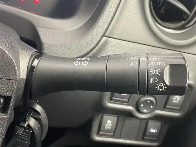 日産 ノート e－パワー メダリスト Bアロー 埼玉県 2018(平30)年 5.5万km プレミアムコロナオレンジ/スーパーブラック 2トーン 純正ナビ　アラウンドビューモニター　ＥＴＣ　ドライブレコーダー　エマージェンシーブレーキ　レーダークルーズコントロール　インテリジェントルームミラー　純正アルミホイール　オートライト　ＬＥＤライト