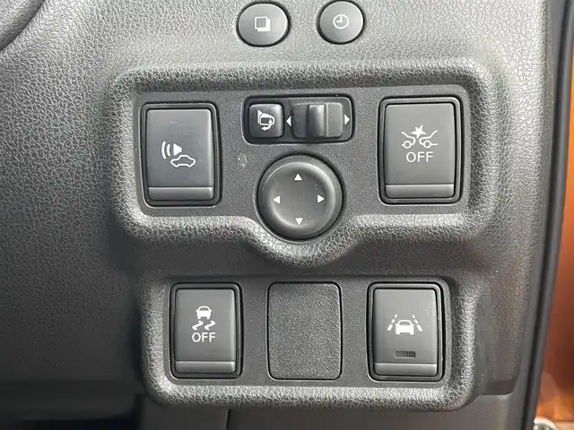 日産 ノート e－パワー メダリスト Bアロー 埼玉県 2018(平30)年 5.5万km プレミアムコロナオレンジ/スーパーブラック 2トーン 純正ナビ　アラウンドビューモニター　ＥＴＣ　ドライブレコーダー　エマージェンシーブレーキ　レーダークルーズコントロール　インテリジェントルームミラー　純正アルミホイール　オートライト　ＬＥＤライト