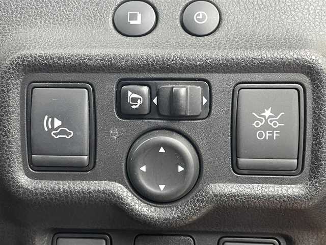 日産 ノート e－パワー メダリスト Bアロー 埼玉県 2018(平30)年 5.5万km プレミアムコロナオレンジ/スーパーブラック 2トーン 純正ナビ　アラウンドビューモニター　ＥＴＣ　ドライブレコーダー　エマージェンシーブレーキ　レーダークルーズコントロール　インテリジェントルームミラー　純正アルミホイール　オートライト　ＬＥＤライト