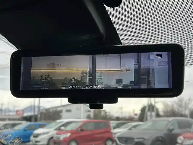 日産 ノート e－パワー ニスモ 栃木県 2018(平30)年 3万km ブリリアントホワイトパール エマージェンシーブレーキ/レーンキープアシスト/オートハイビーム/純正SDナビ/・フルセグTV/・CD/DVD/BT/・USB/SD/AUX/・AM.FM/アラウンドビューモニター/ETC/インテリジェントスマートルームミラー/ニスモフルエアロ/革巻きステアリング/ステアリングスイッチ/コーナーセンサー/スマートキー×２/プッシュスタート/LEDヘッドライト/フォグランプ（R）/オートライト/純正16インチAW/純正フロアマット/純正ドアバイザー/横滑り防止システム/電動格納ウィンカーミラー