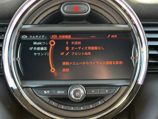ＭＩＮＩ ミニ クーパー D 香川県 2016(平28)年 5.8万km ミッドナイト・ブラック・メタリック ブラックアルミ/オートライト/革巻きステアリング/F.Rフォグランプ/F.ドラレコ/電格ミラー/アンビエントライト/Bluetooth/USB/AUX