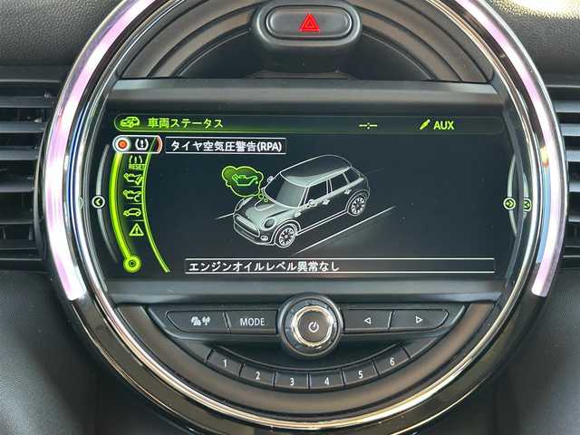 ＭＩＮＩ ミニ クーパー D 香川県 2016(平28)年 5.8万km ミッドナイト・ブラック・メタリック ブラックアルミ/オートライト/革巻きステアリング/F.Rフォグランプ/F.ドラレコ/電格ミラー/アンビエントライト/Bluetooth/USB/AUX