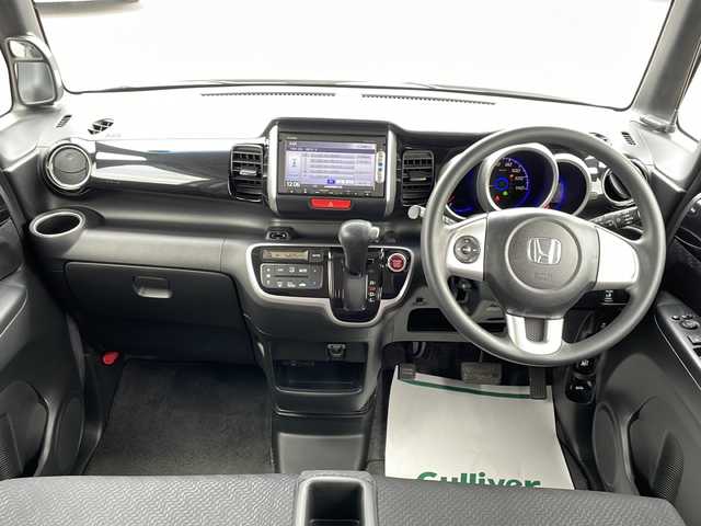 ホンダ Ｎ ＢＯＸ カスタム G Aパッケージ 道東・釧路十勝 2014(平26)年 7.1万km プレミアムホワイトパール 4WD/純正ナビ/(FM AM CD DVD BT TV)/バックカメラ/パワースライドドア/あんしんパッケージ/ETC/ドライブレコーダー/プッシュスタート/スマートキー/ドアバイザー/フロアマット/オートライト/HID/フォグランプ/純正AW